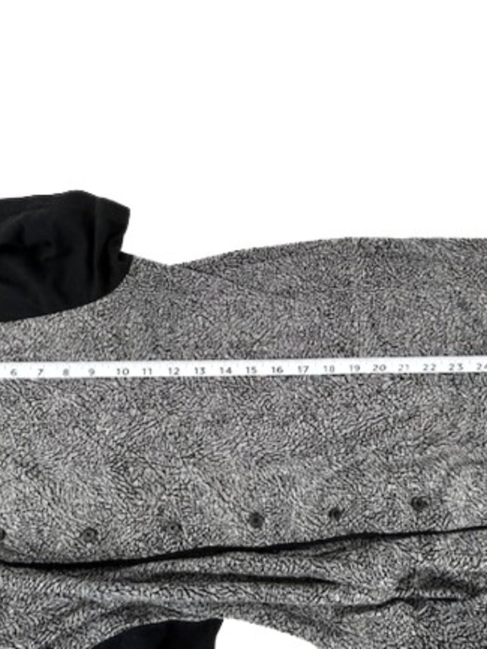 Brooklyn Cloth Men's Gray Baseball Shirt Size Large V-Neck Crackle Gray Black - Picture 6 of 7